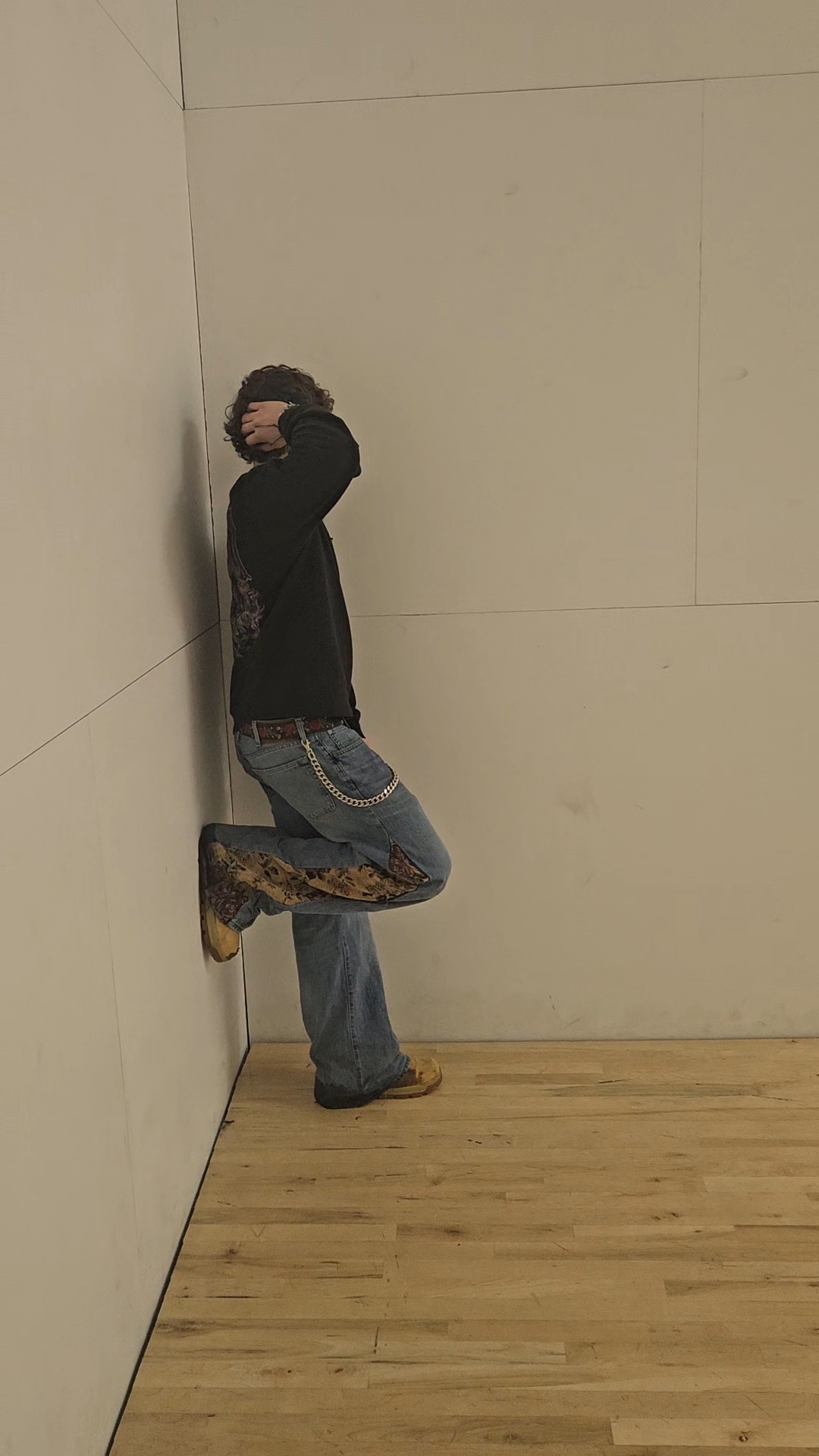 Tuck Ross Jeans — build photo